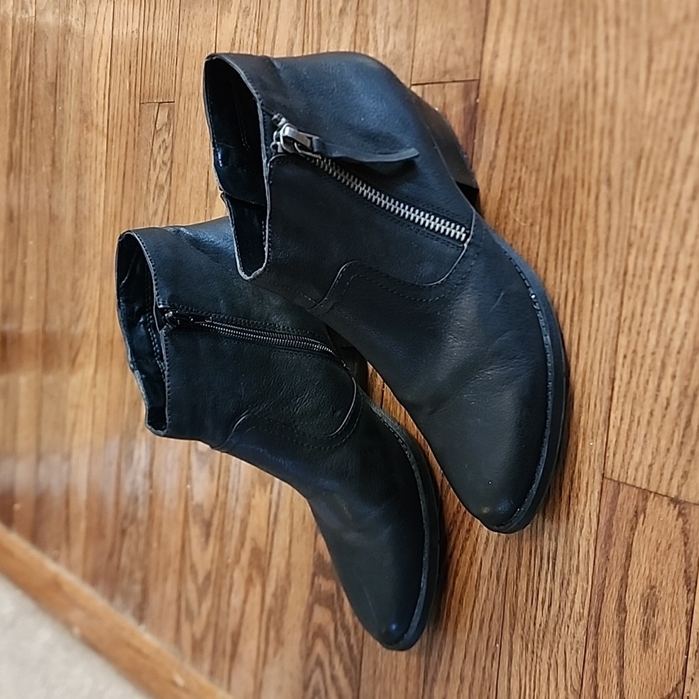 Nine West Black Leather Booties Boots Shoes Women's Size 10
